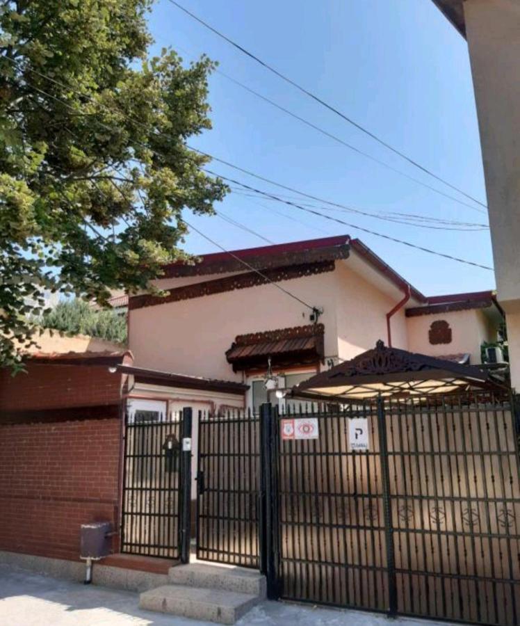 Casa Silvia Apartment Constanta Luaran gambar